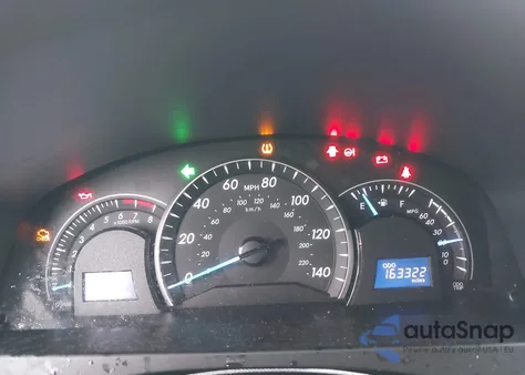 2013 Toyota Camry Le z USA, uszkodzony, nr VIN 4T4BF1FK8DR313867